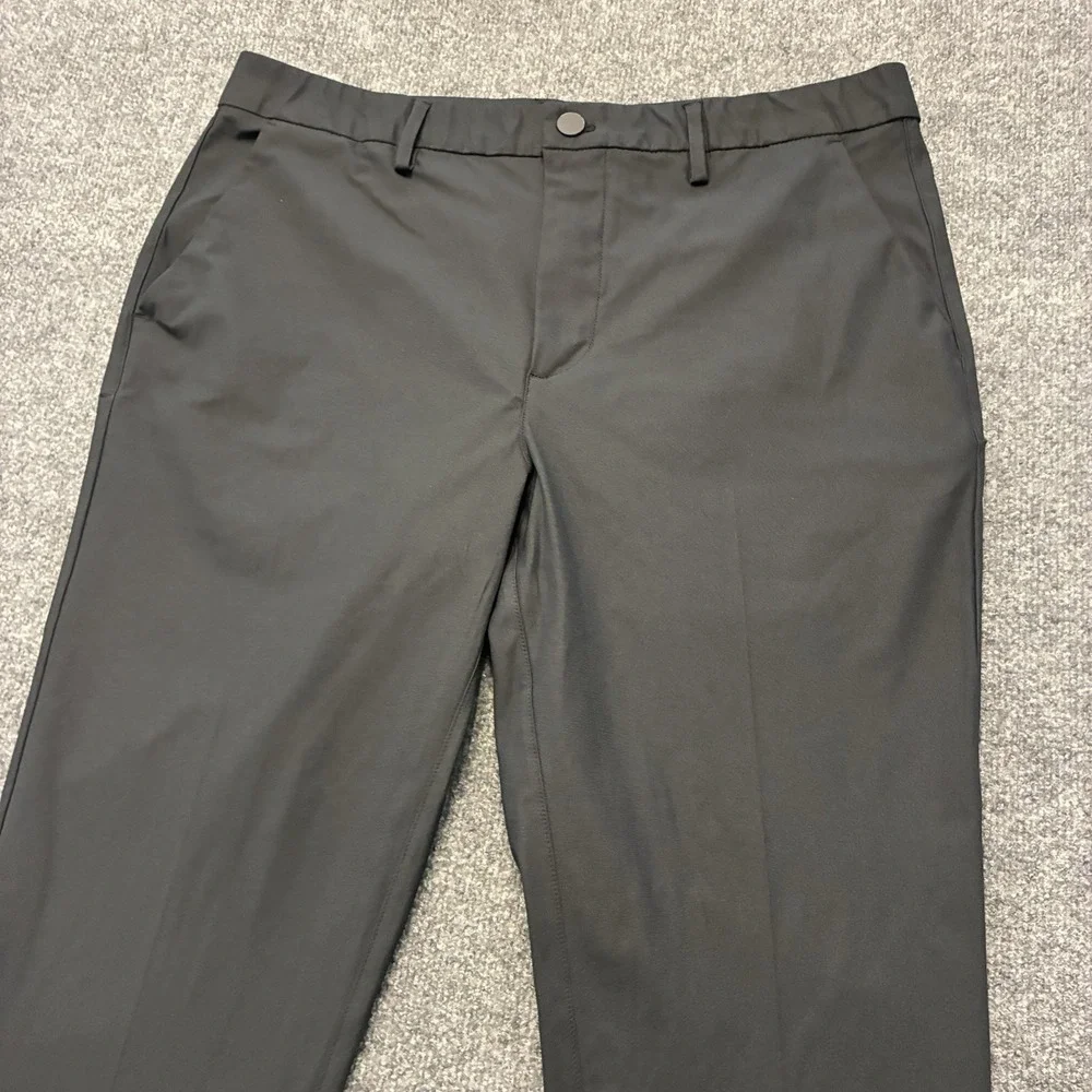 Quince Black Performance Stretch Technical Dress Pants Mens 36x30 Casual